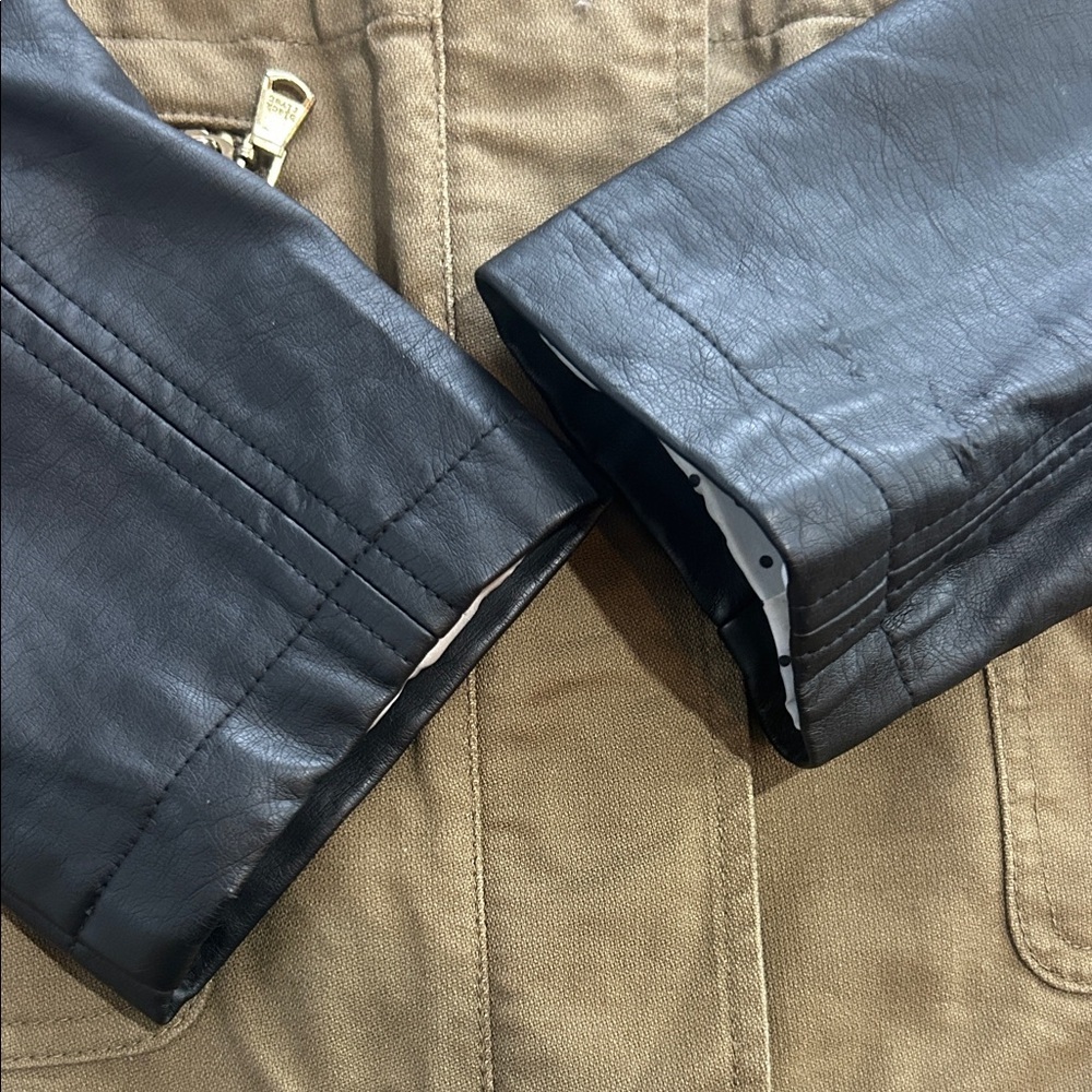 Olive & Black Utility Jacket - women - Picture 3 of 14